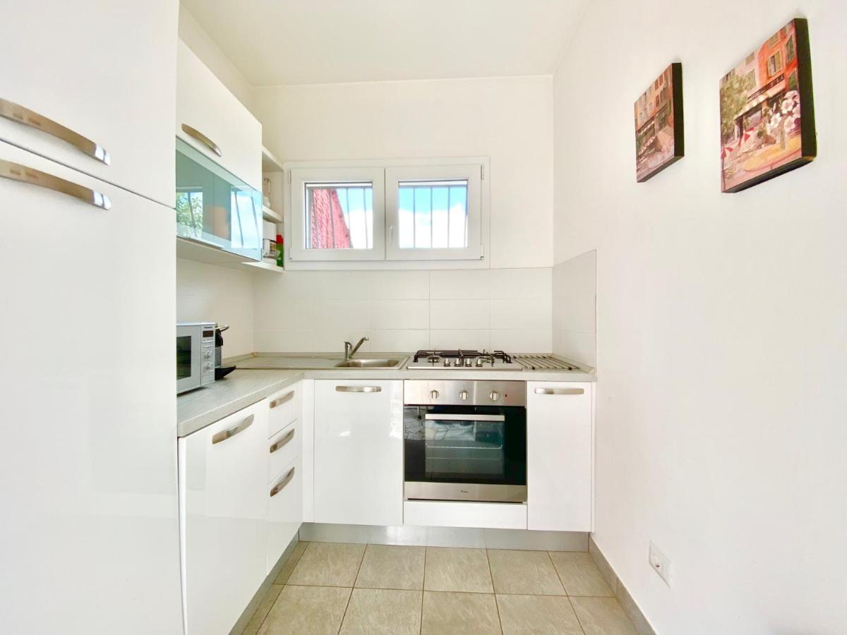 Appartamento Buresso Porto Valtravaglia Buitenkant foto